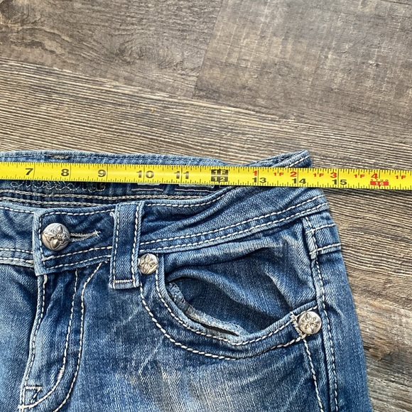 Miss Me Capris - Picture 11 of 14